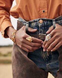 Beau Link Bracelet In Vintage Gold 7 Beau Link Bracelet In Vintage Gold -Fashion Accessories Store kendra scott beau cocktail ring vintage gold 00